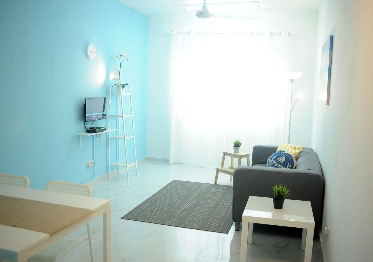 Seaview Holiday Apartment 2 - Free Wifi & Netflix Kuala Terengganu Exteriör bild